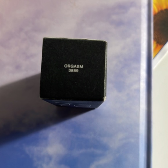 Brand new NARS multiple - Picture 3 of 4